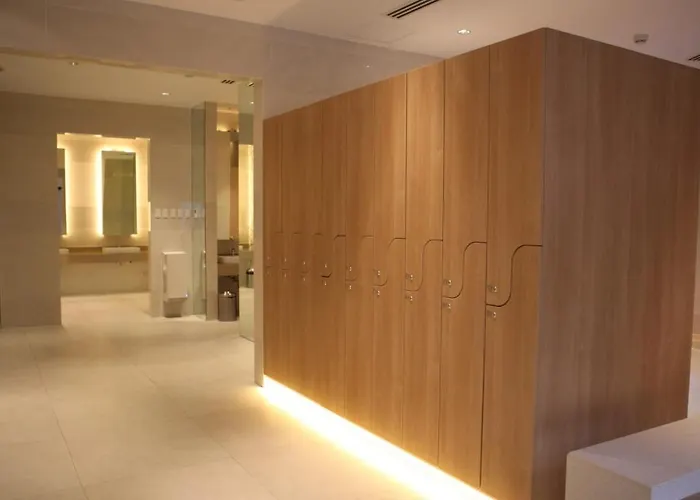 Aparthotel Azure Residences Staycation *