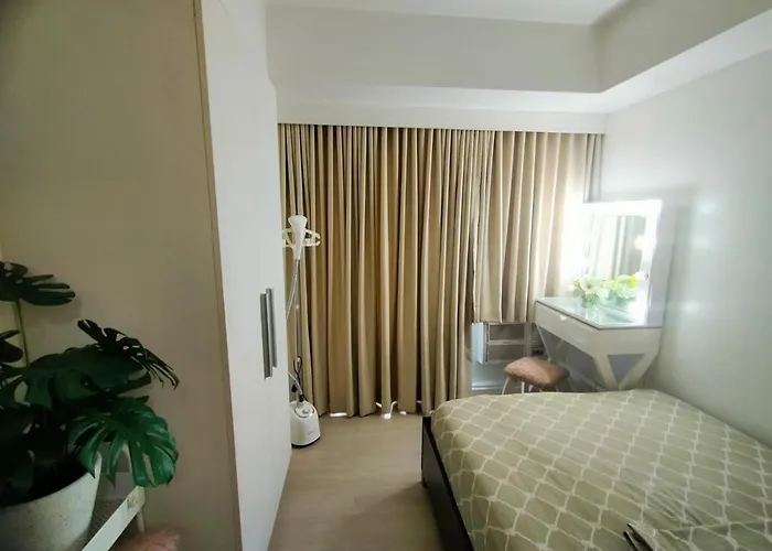 Aparthotel Azure Residences Staycation *