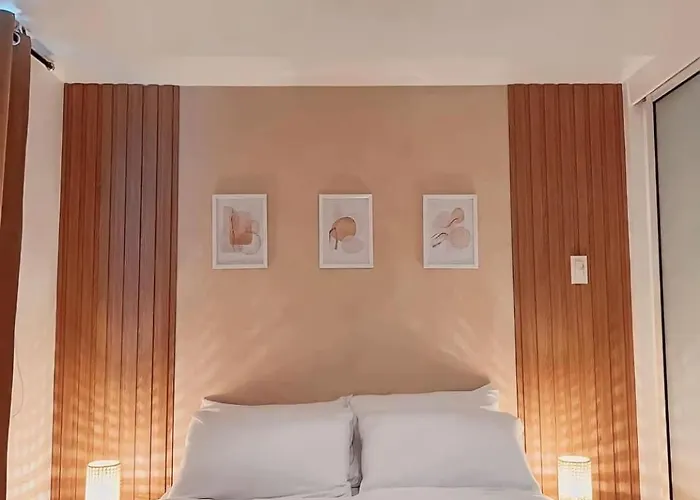 Aparthotel Azure Residences Staycation Manila
