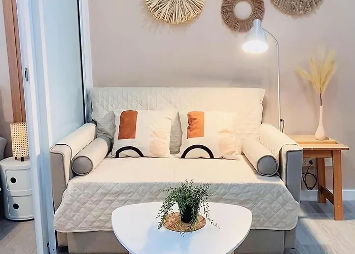 Aparthotel Azure Residences Staycation *