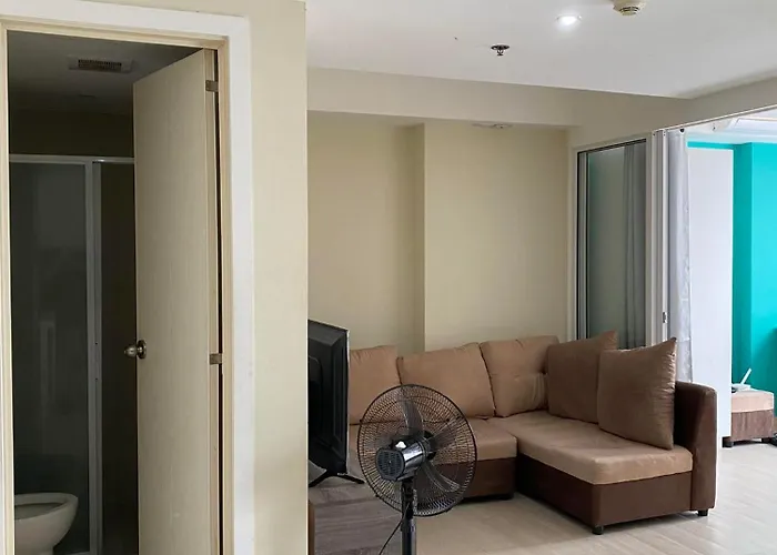 Aparthotel Azure Residences Staycation