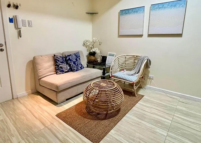 Azure Residences Staycation Aparthotel *