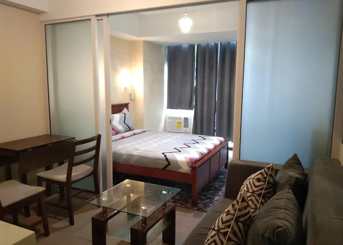 Aparthotel Azure Residences Staycation
