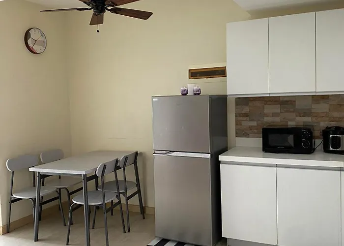 Azure Residences Staycation Aparthotel